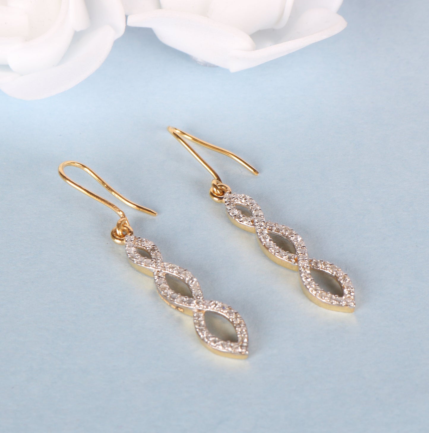 18K Yellow Gold Drop Earrings with Natural Diamond 0.68 Ct. Certified