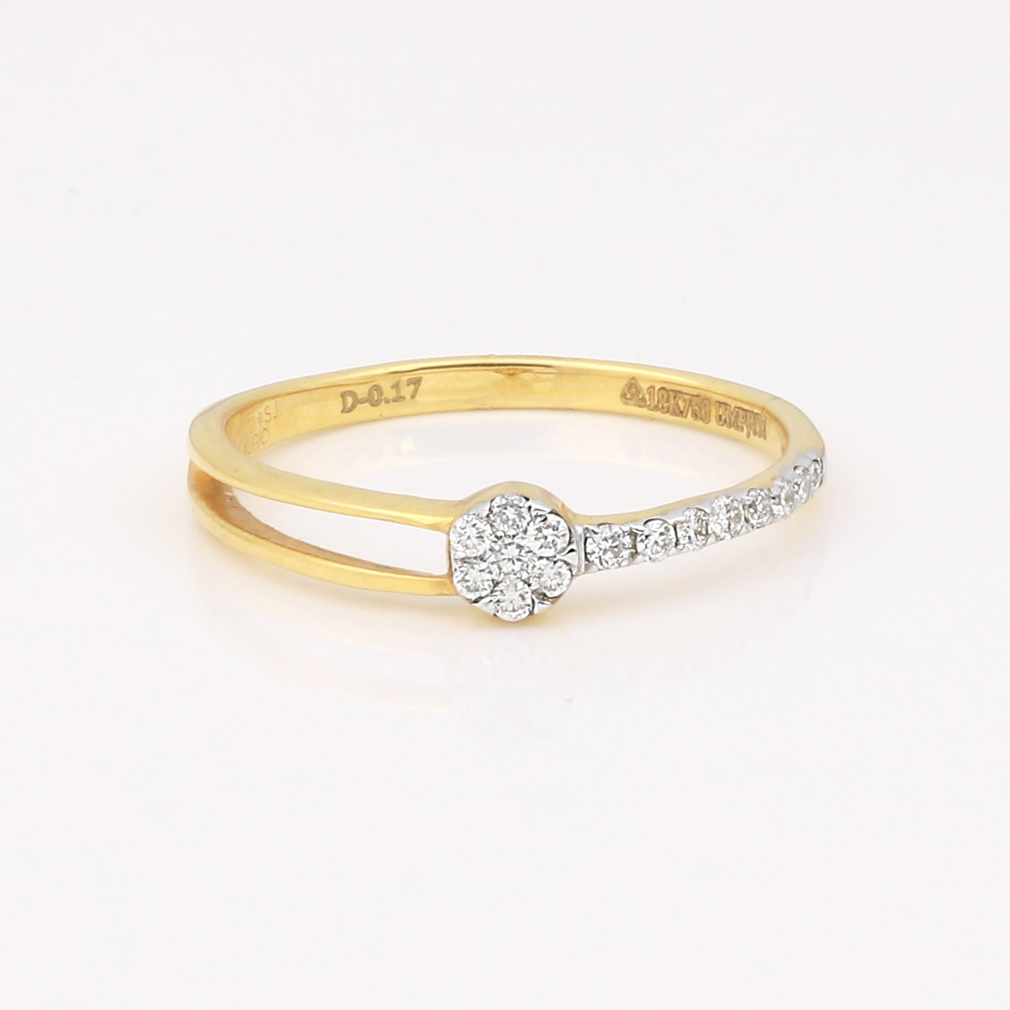 Diamond cluster ring