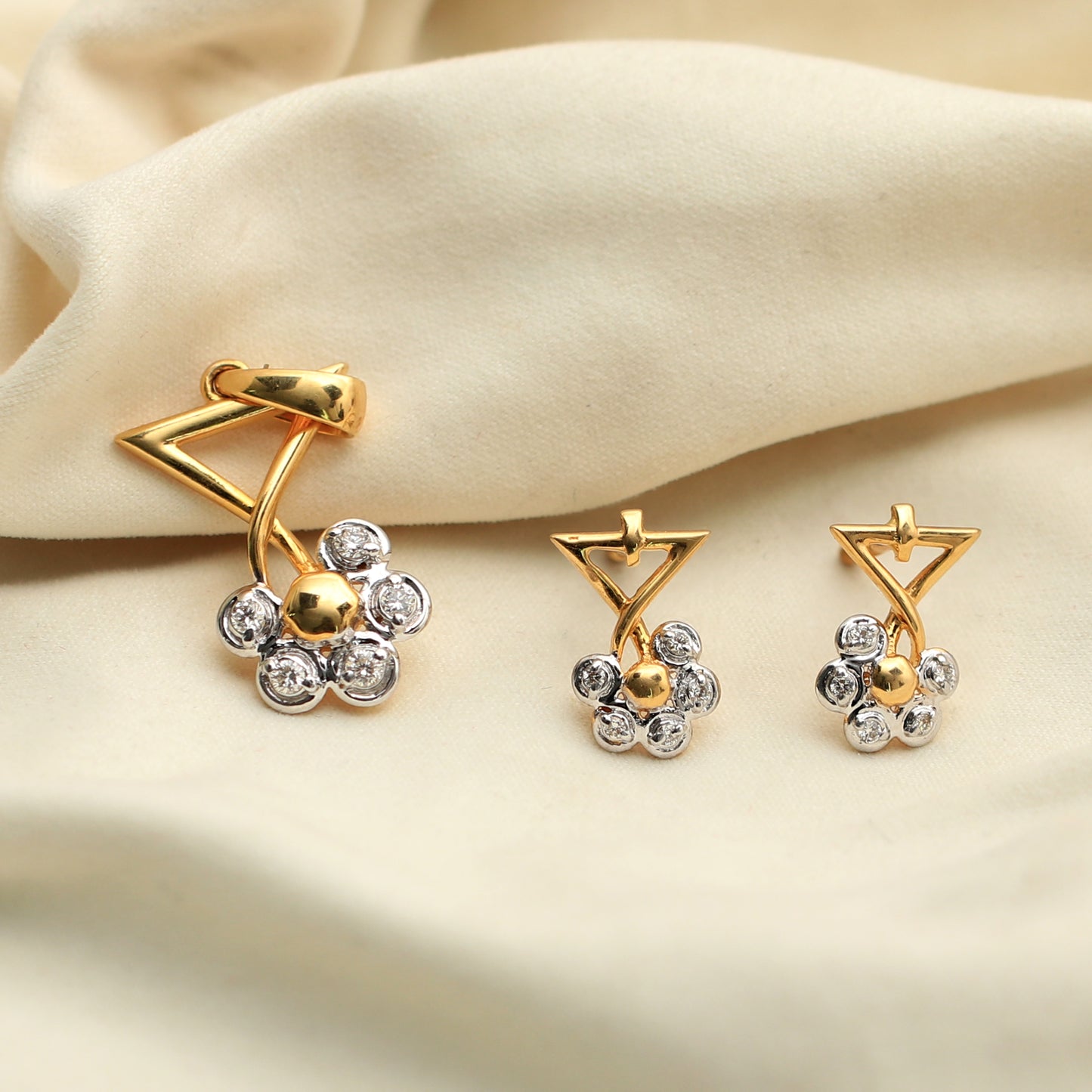 Floral Harmony Diamond Pendant Set