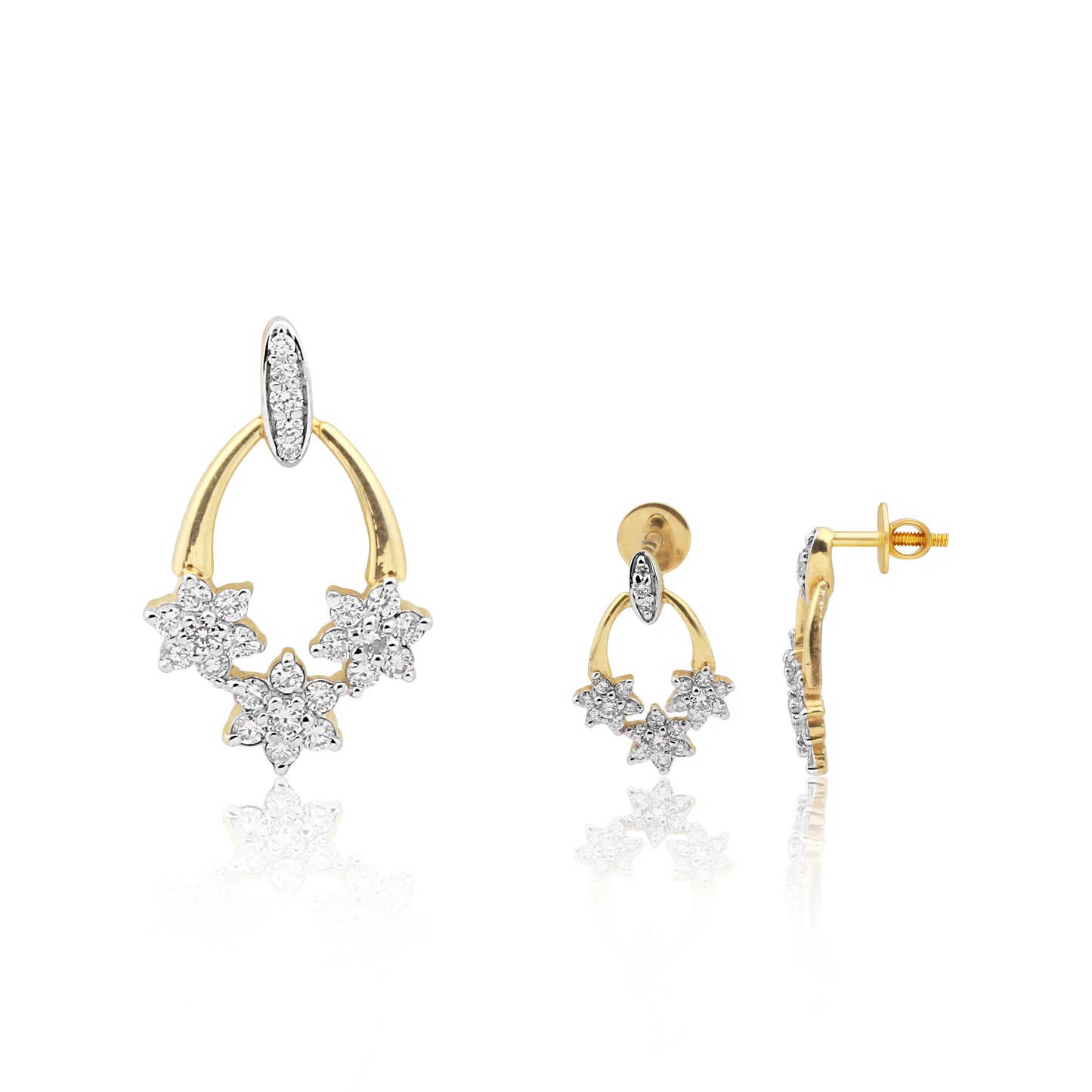 Floral Elegance Diamond Pendant Set in 18K Gold