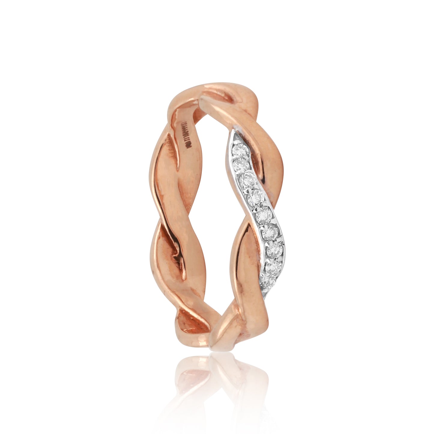 Elegant Twisted Eternity Band