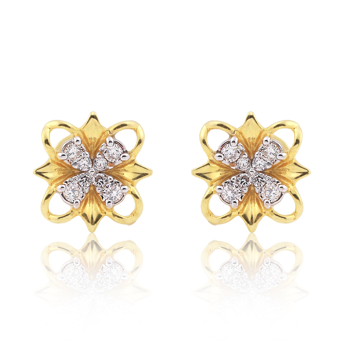 Golden Radiance Diamond Pendant Set