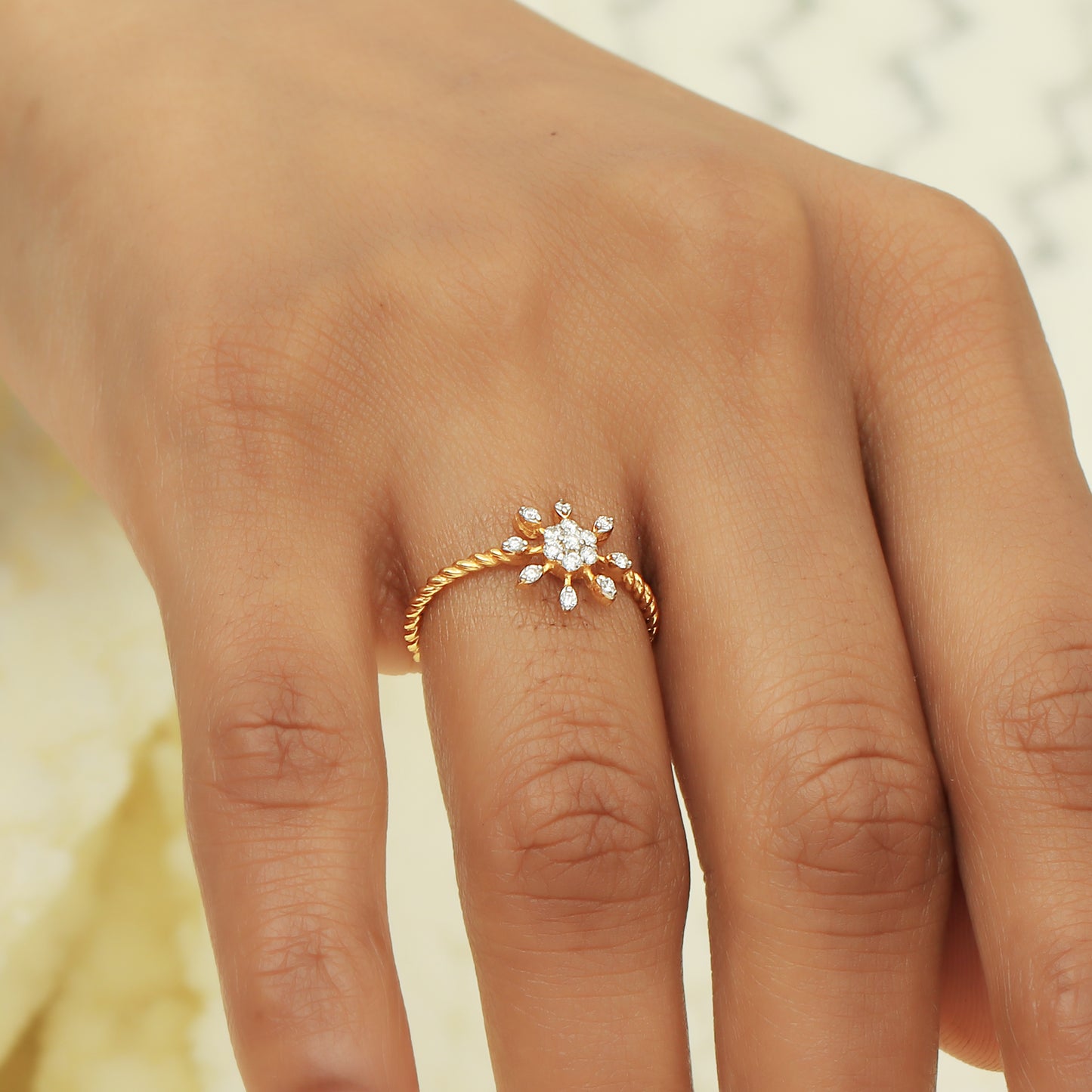 Elegant Diamond Ladies Ring