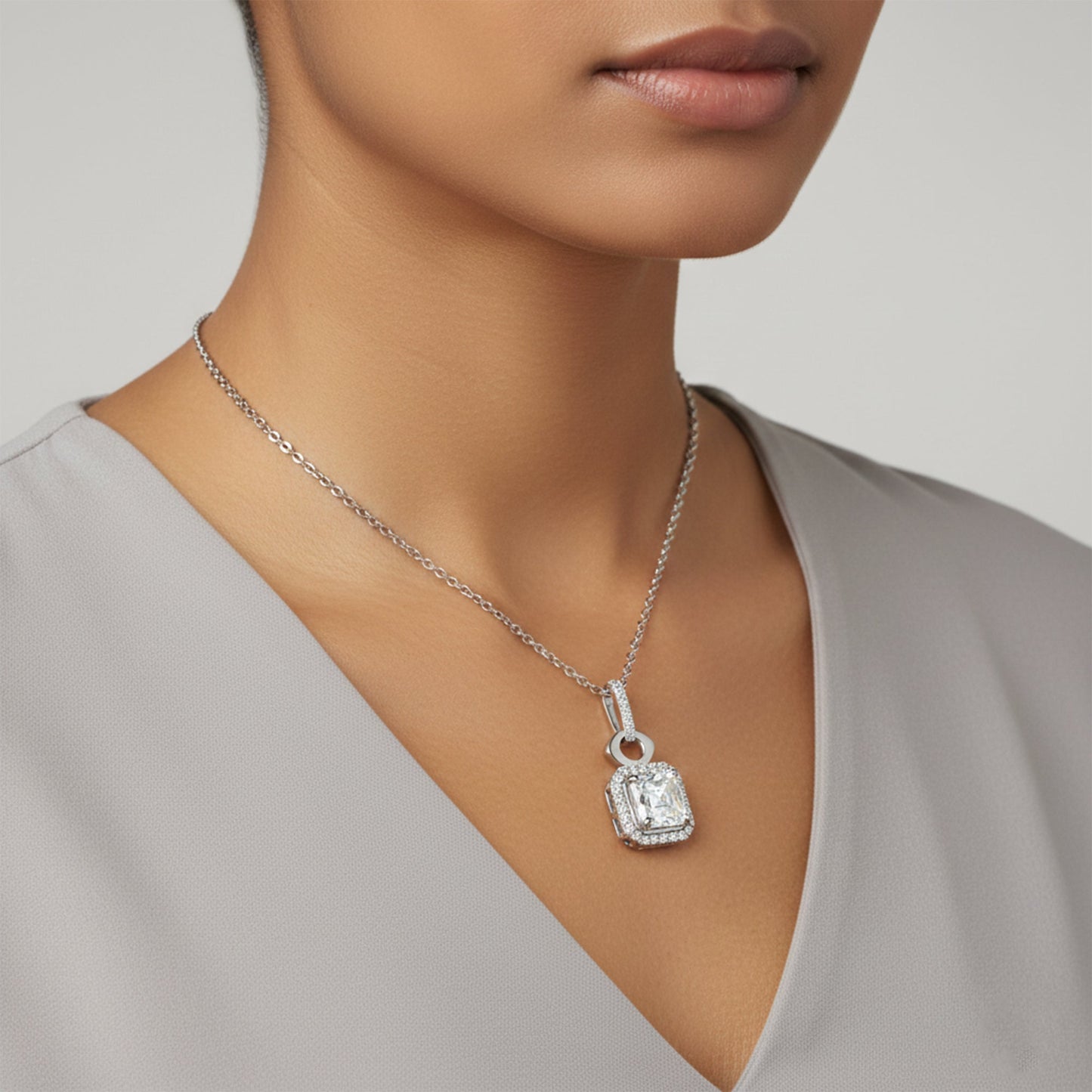 Moissanite 5.40 ct DEW Certified Moisanite Pendant Accents Back to School Jewellery Gold Vermeil
