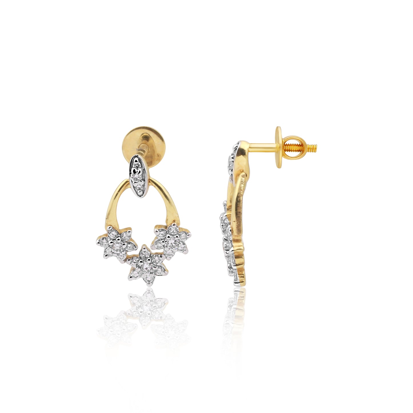 Floral Elegance Diamond Pendant Set in 18K Gold