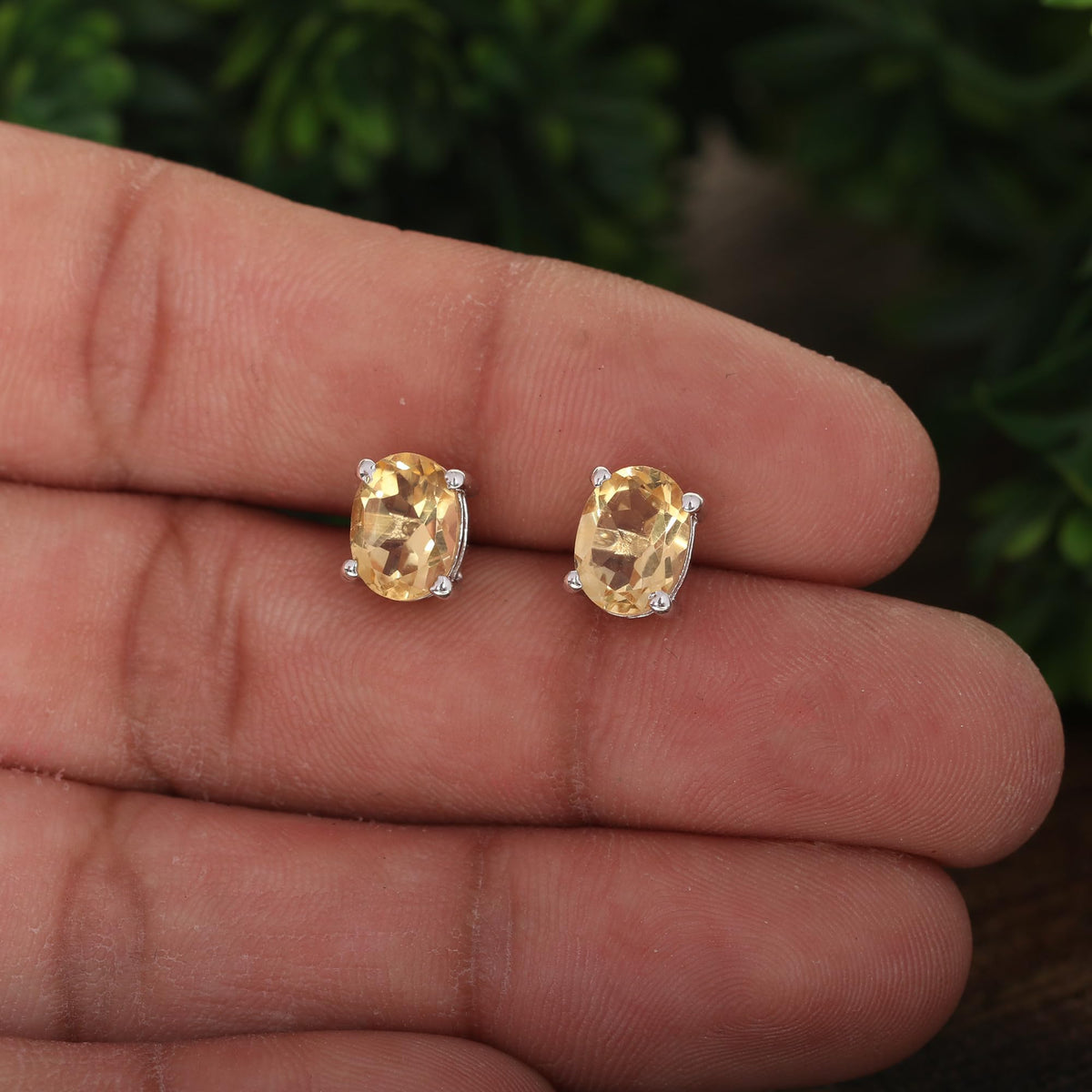 GEMHUB 925 Sterling Silver Gemstone Stud Earrings - Yellow Citrine 5.40 Ct