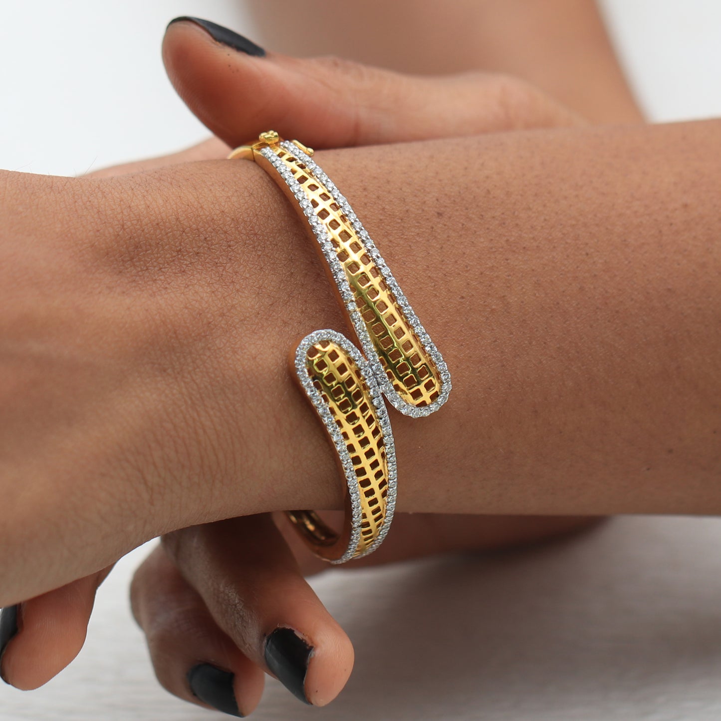 Golden Mirage Diamond Bracelet