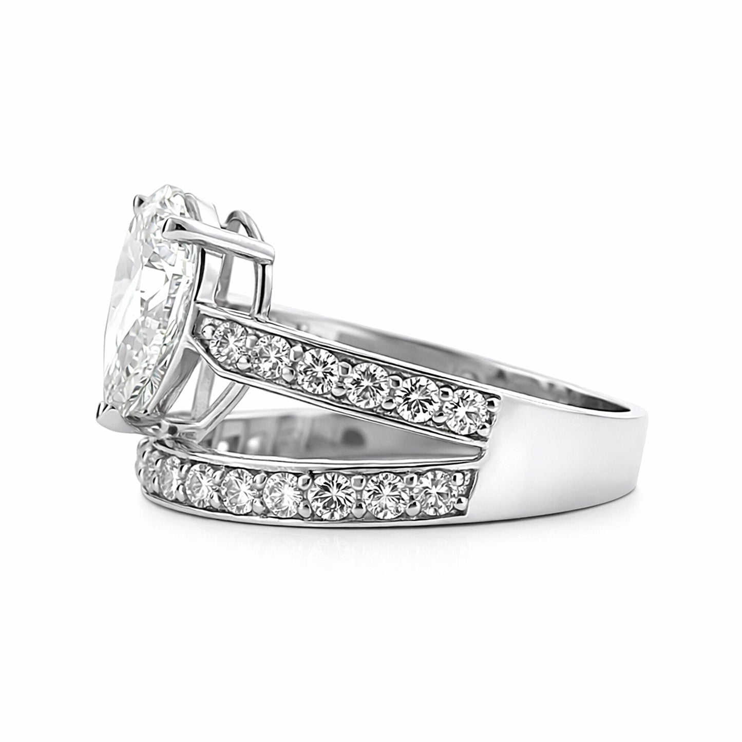 14K Lab Grown Diamond Pear Halo Ring | IGI Certified