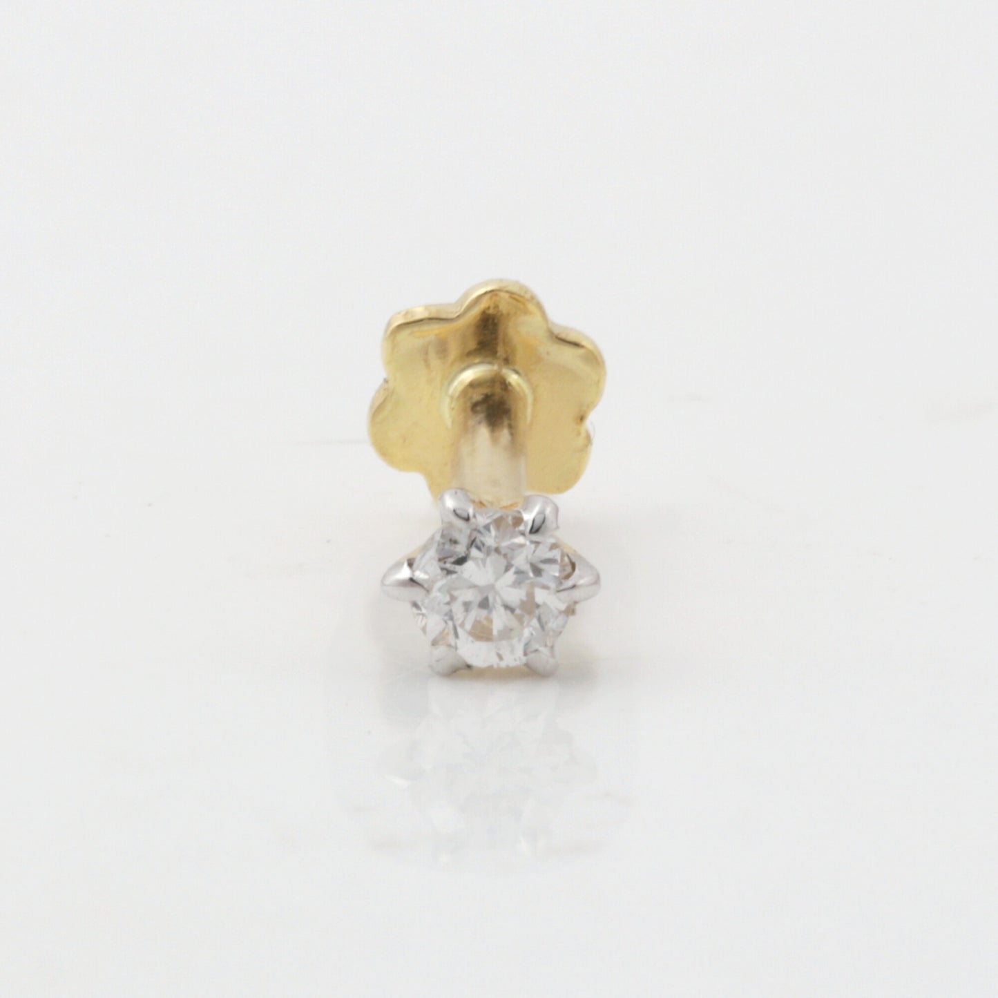 18K Gold Lab Grown Diamond Nose Pin – Round Cut, 0.07 Carat, IGI Certified