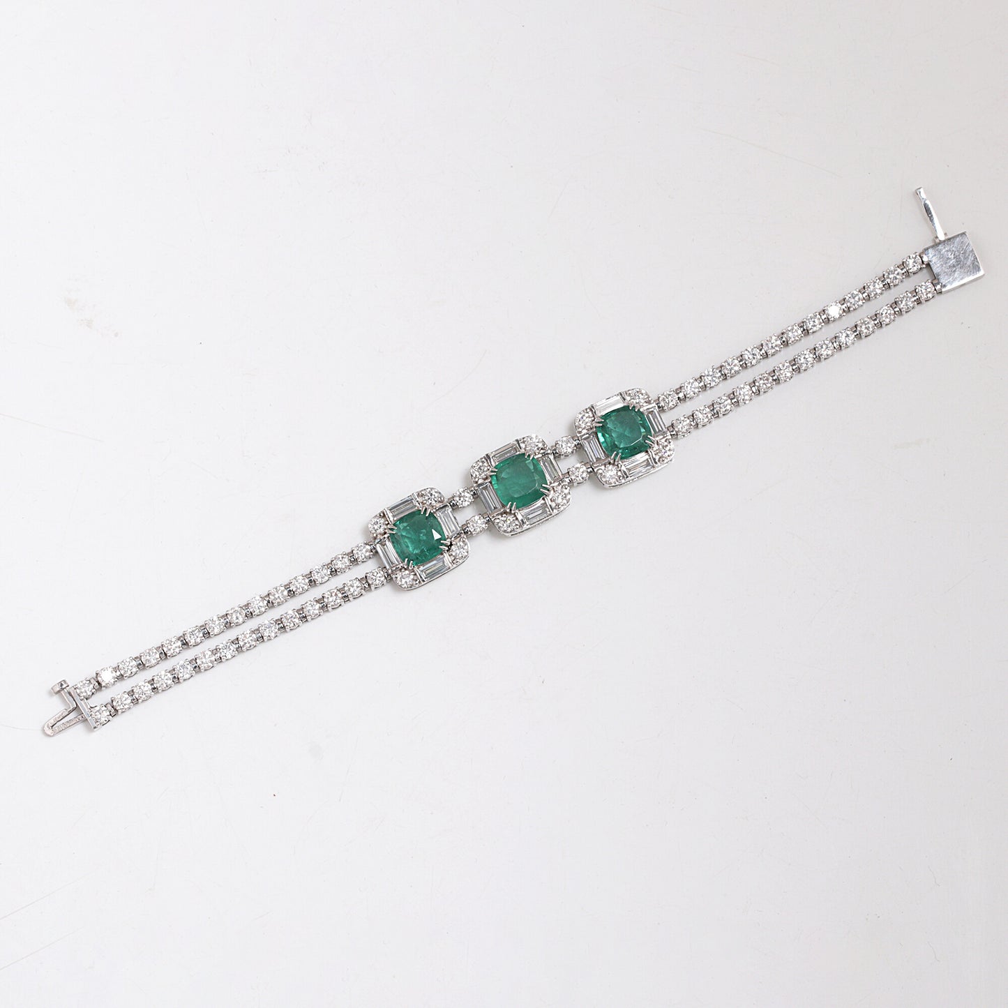 14K/18K Lab Grown Emerald Bracelet – Round Cut, 17.47ct, BIS Hallmark Gold