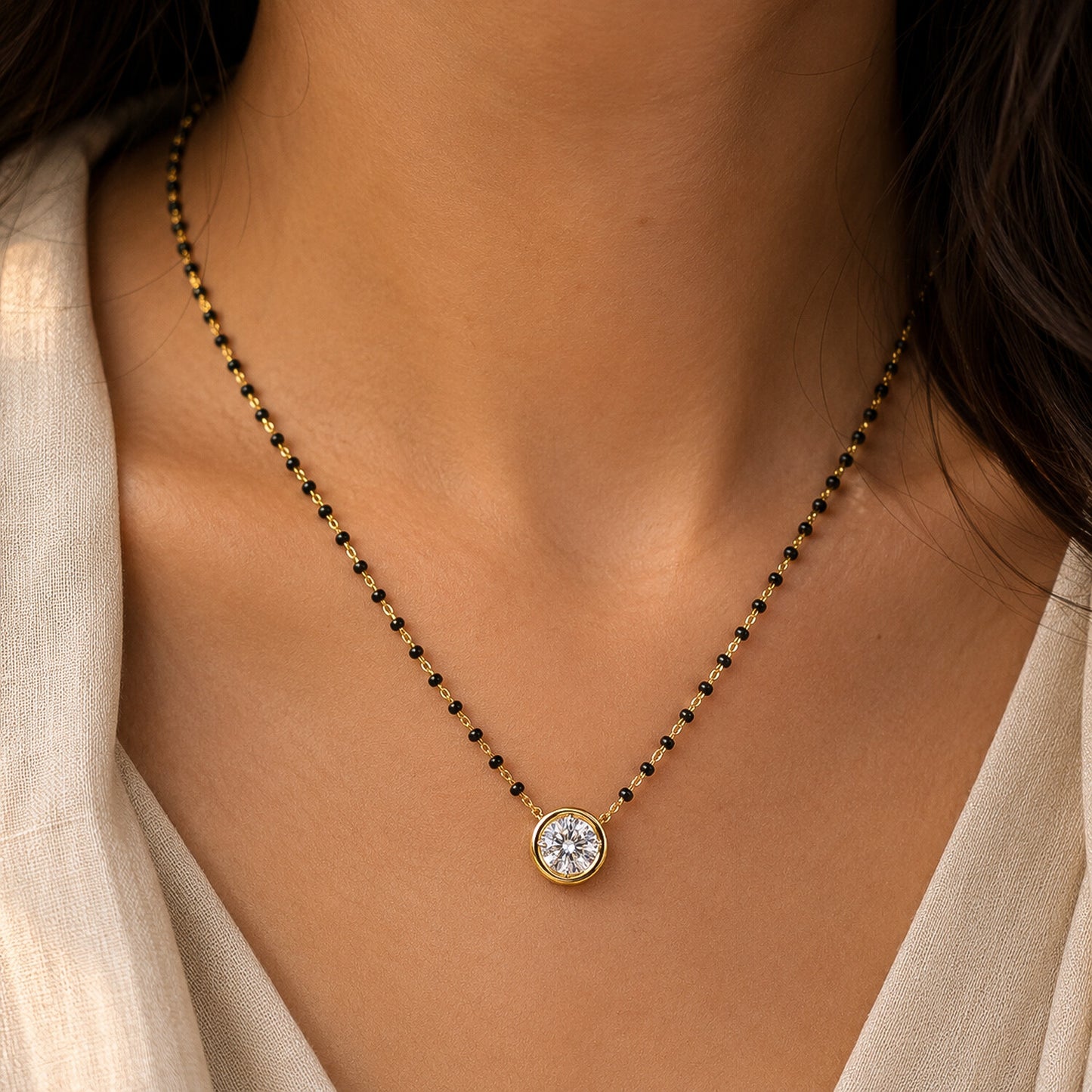 18K Gold Minimalist Diamond Accent Pendant Necklace