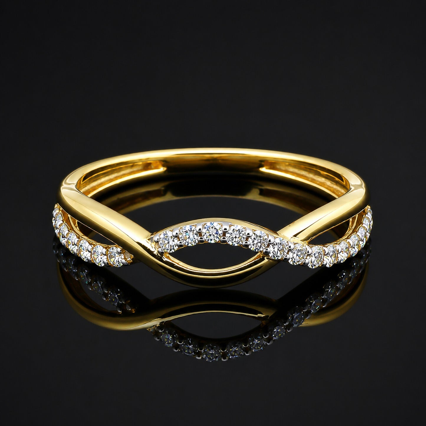 18K Lab Grown Diamond Round-Cut Halo Ring