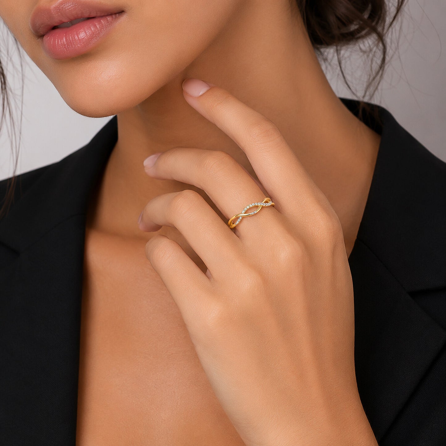 18K Lab Grown Diamond Round-Cut Halo Ring