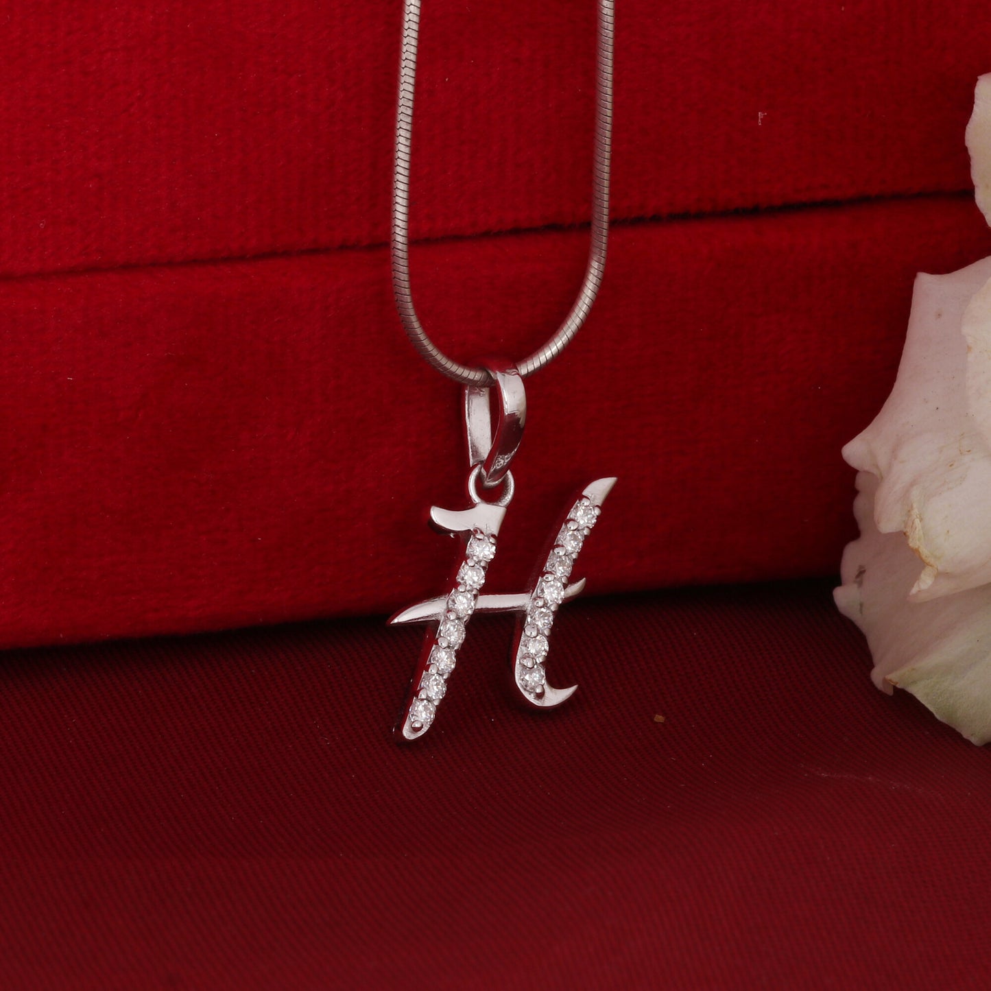 18K Lab Grown Diamond Solitaire Pendant Necklace