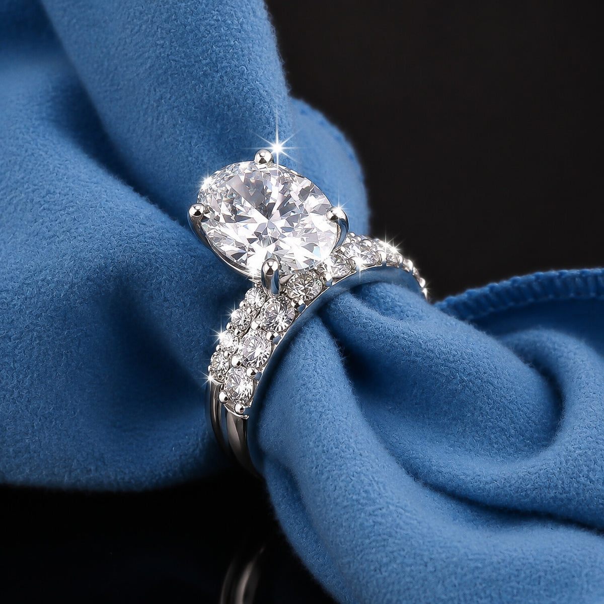 18K Lab Grown Diamond Oval Halo Ring (0.79 ct tw) - BIS Hallmarked Gold
