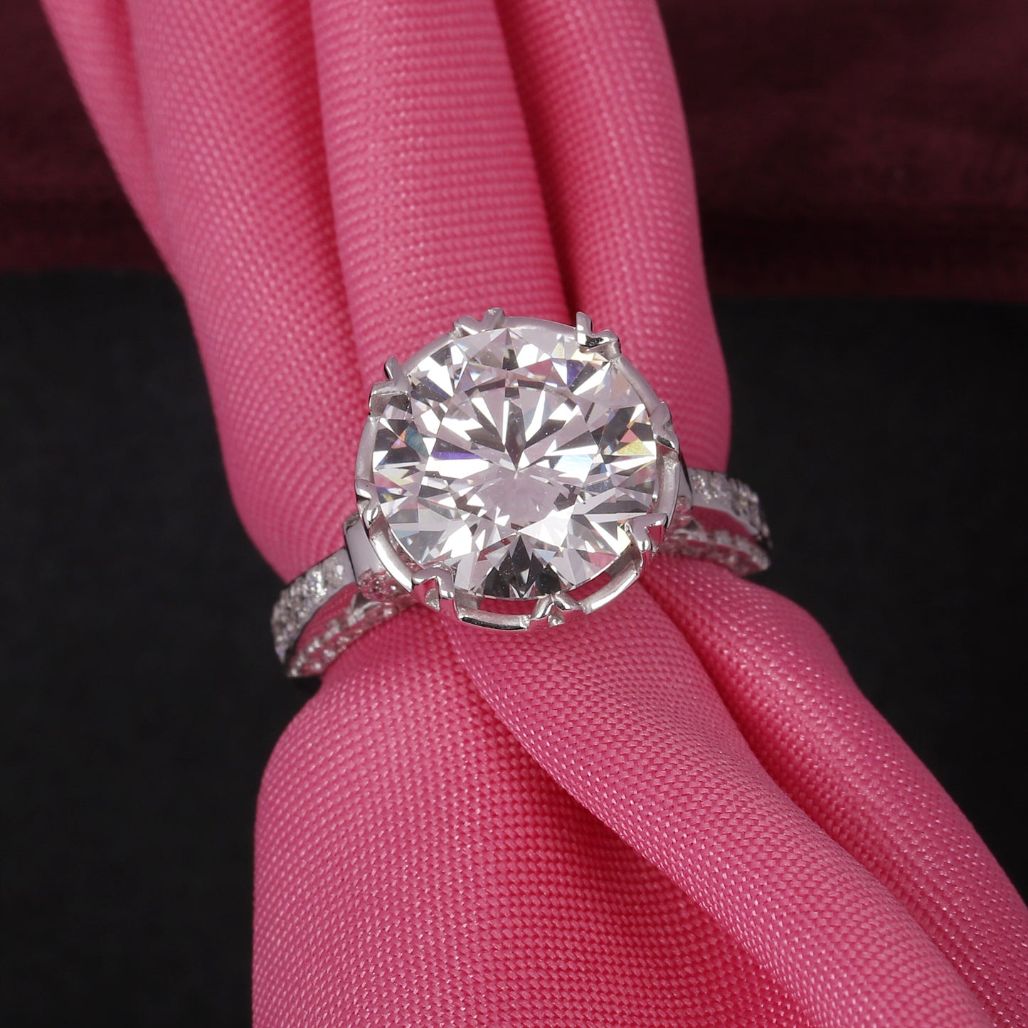 14K Lab Grown Diamond Round-Cut Pave Halo Cluster Ring