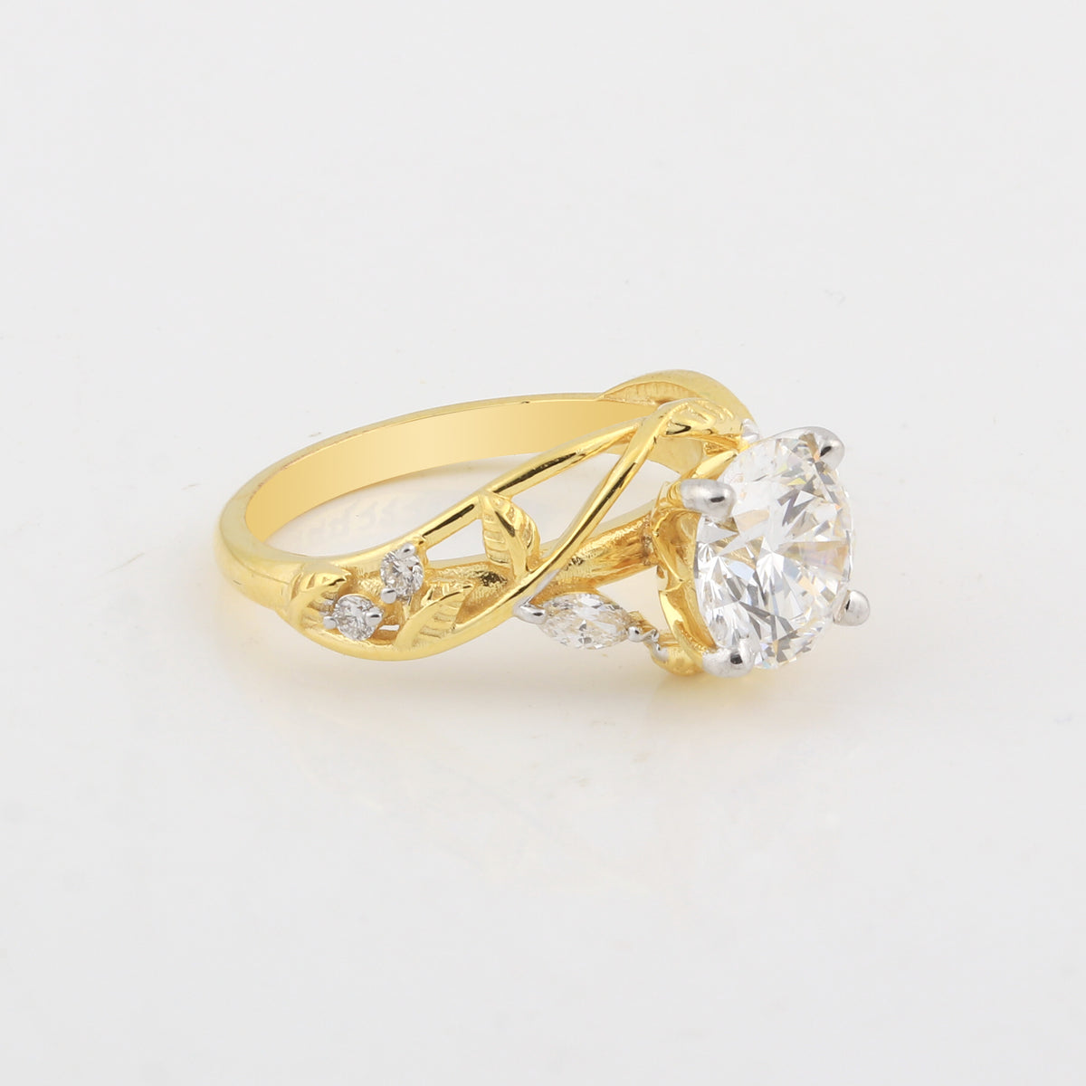 18K Lab Grown Diamond Round Halo Ring (0.19 ct tw) - BIS Hallmarked Gold
