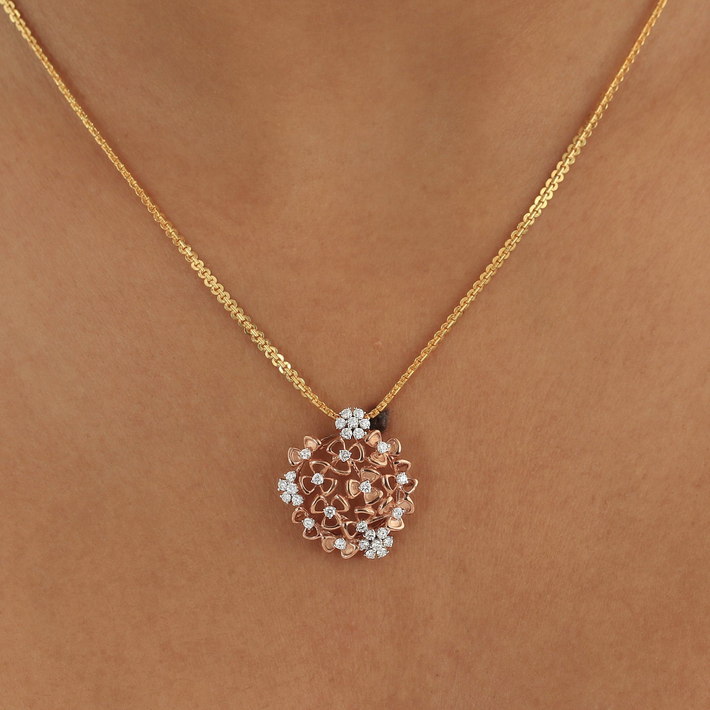 0.45 Ct Natural Diamond Pendant IGI Certified 18K Gold H-I VS Jewellery