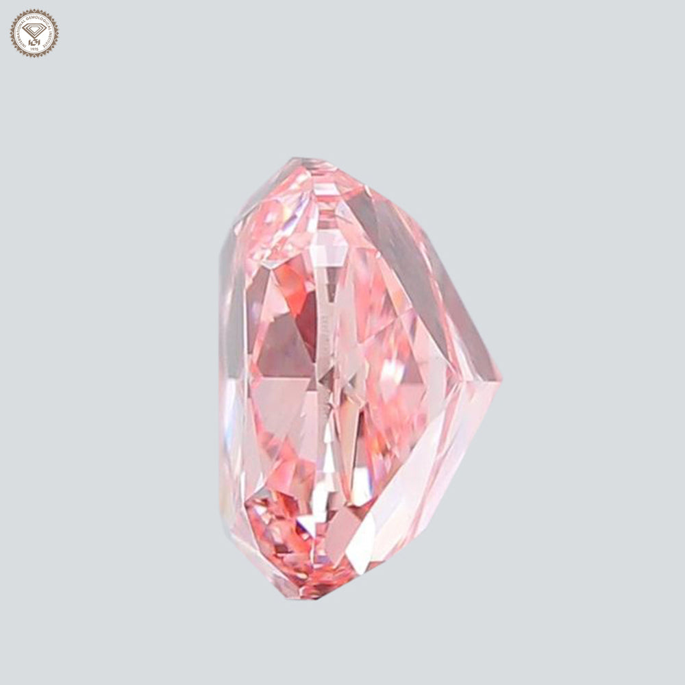 IGI Certified 2.00 Ct. Cushion Brilliant CVD Diamond Fancy Vivid Pink VS2 Clarity