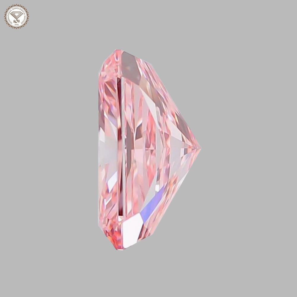IGI Certified 1.70 Ct. Radiant Brilliant CVD Diamond Fancy Vivid Pink VVS2 Clarity