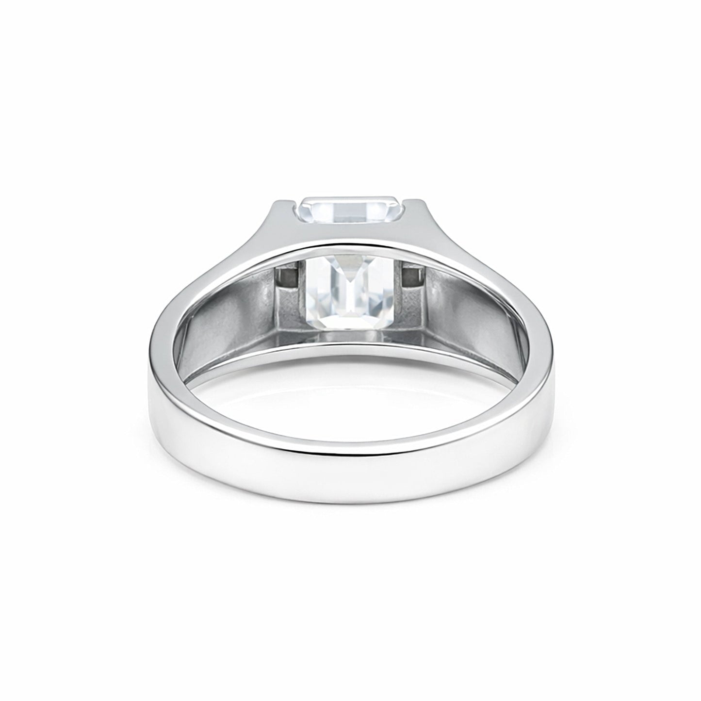 Close-up of 2 carat emerald step cut lab diamond, VS1 clarity, hall-of-mirrors