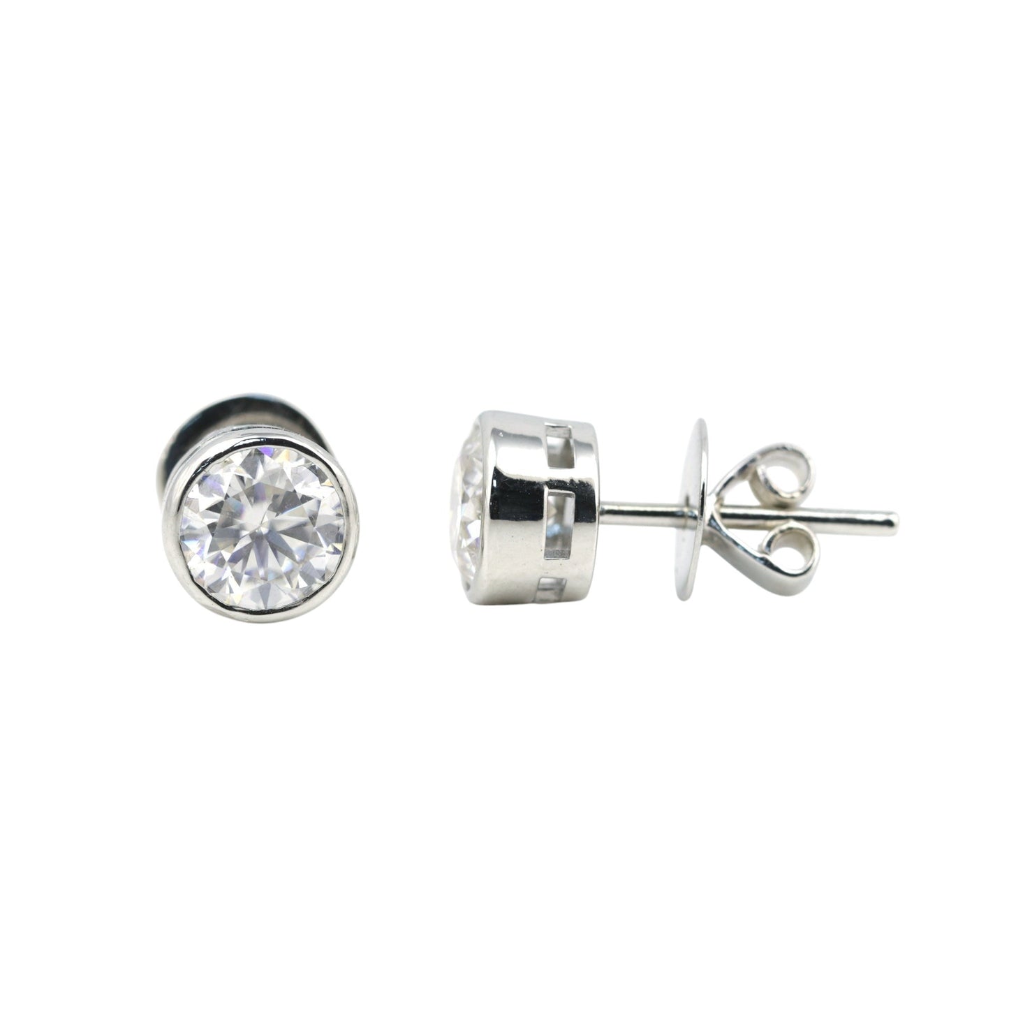2 Ct Round Cut Lab Grown Diamond Stud Earrings — VS1 Clarity, 18k Gold Vermeil