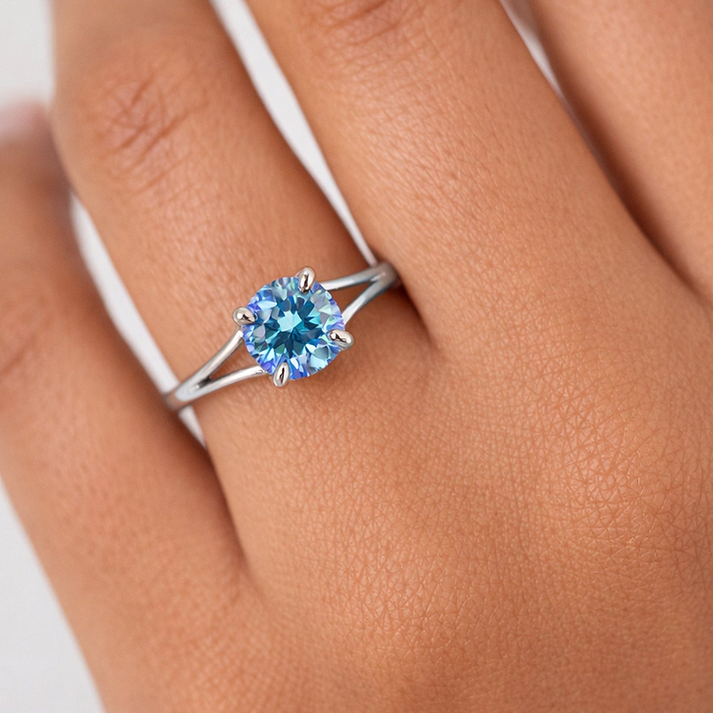 Certified 5.15 ct DEW Round Blue Moissanite Ring in for Wedding 18K Gold Plated
