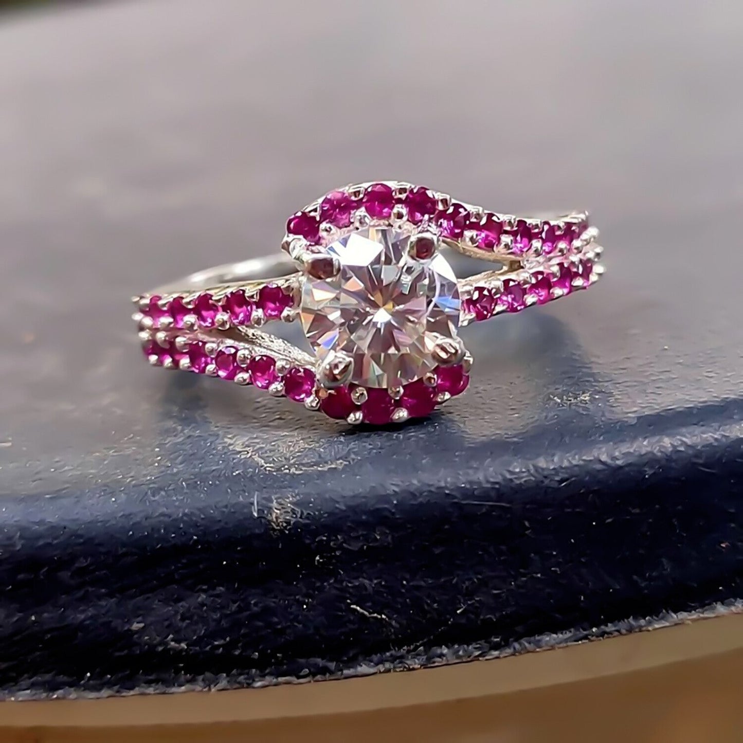 1ct Off Blue & Pink Moissanite Ring Natural VVS1 For Women Gift 18K Gold Plated Ver 18K Gold Plated