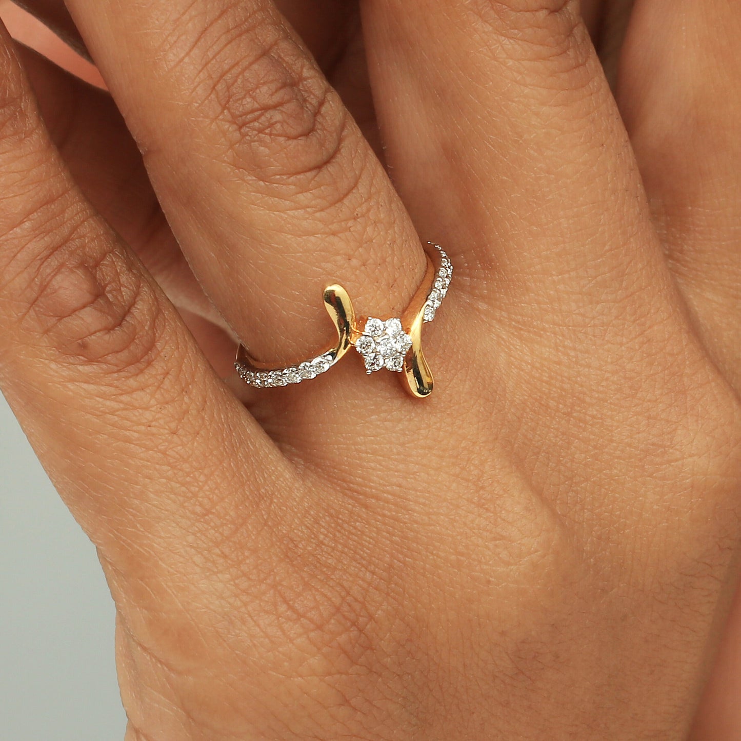 0.35 Ct. IGI Certified Natural Diamond 18k Yellow Gold Flower Ring For Wedding - view 4