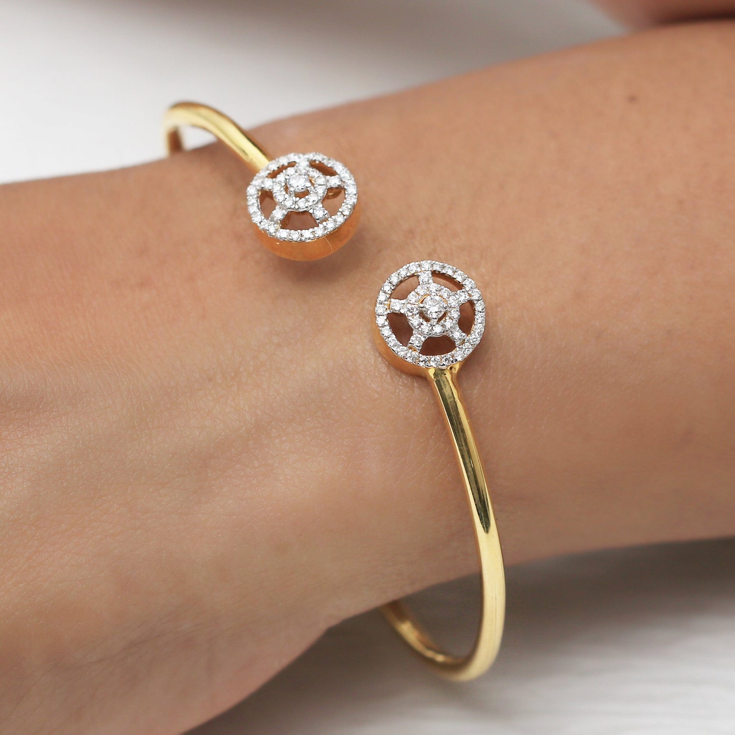 IGI Certified 0.53 Ct. Natural 18KT Gold Diamond Bracelet for women jewlery