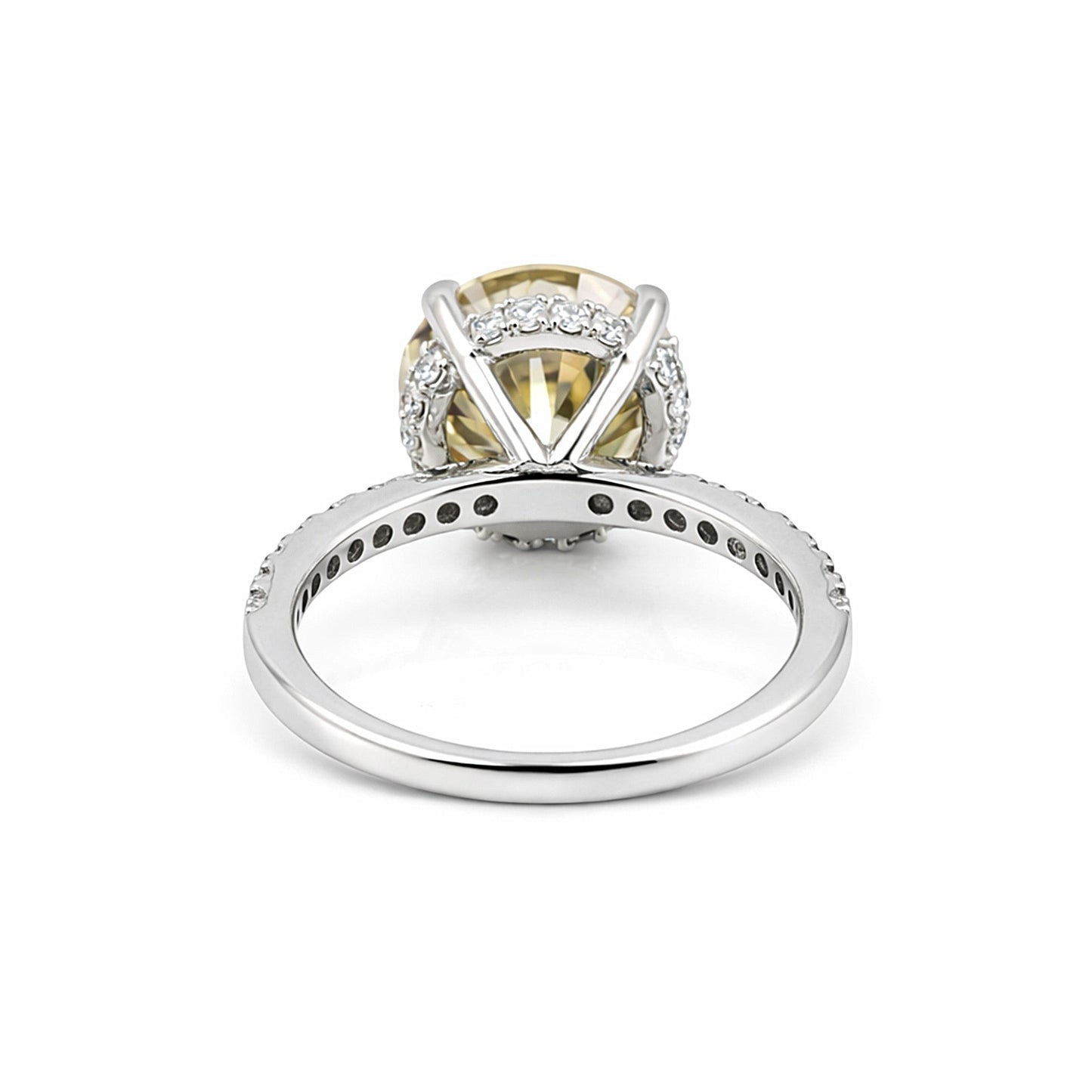 GEMHUB 2.90 Ct round cut champagne lab grown diamond ring with VS1 clarity set in 18k gold vermeil with pavé band.