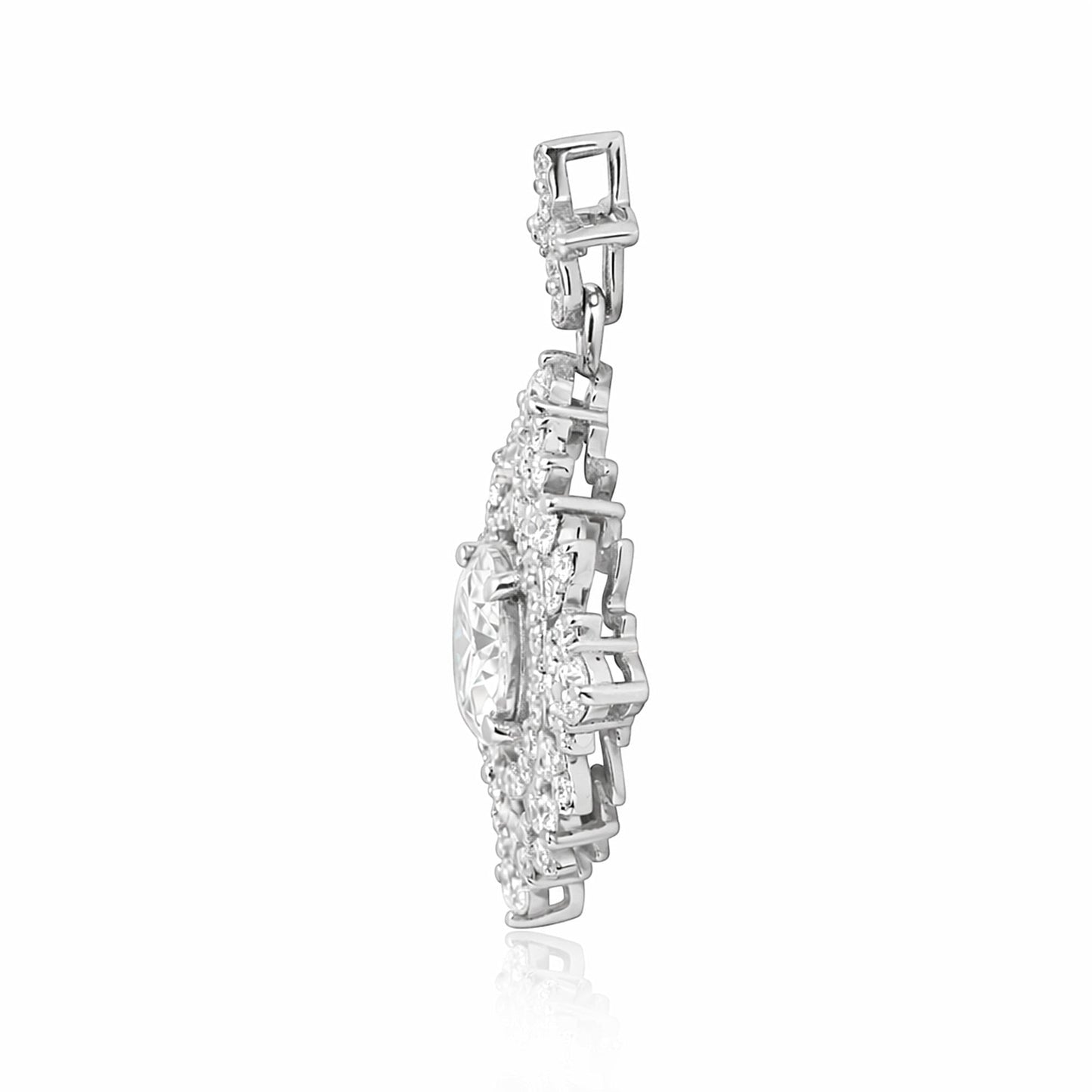GEMHUB 5 Ct round cut lab grown diamond pendant in 18k gold vermeil with VS1 clarity. Intricate halo design.