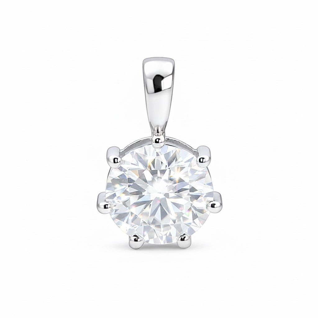 GEMHUB 4 carat round lab diamond solitaire pendant in 18k gold vermeil with VS1 clarity.