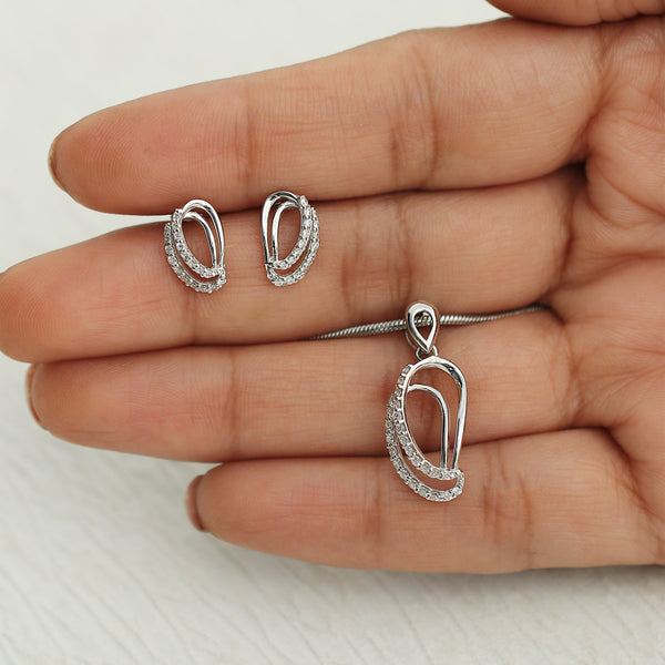 0.49 Ct. Natural Diamond Pendant And Earrings Set 18KT White Gold IGI Certified
