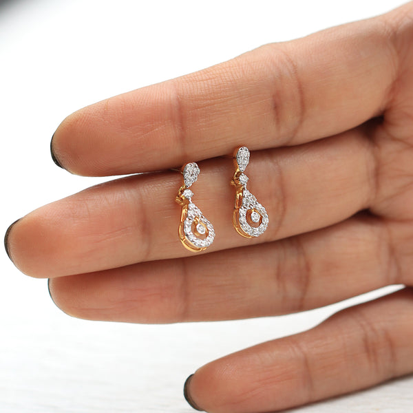 18K Yellow Gold Diamond Stud Earrings with 0.39 Ct. IGI Certified