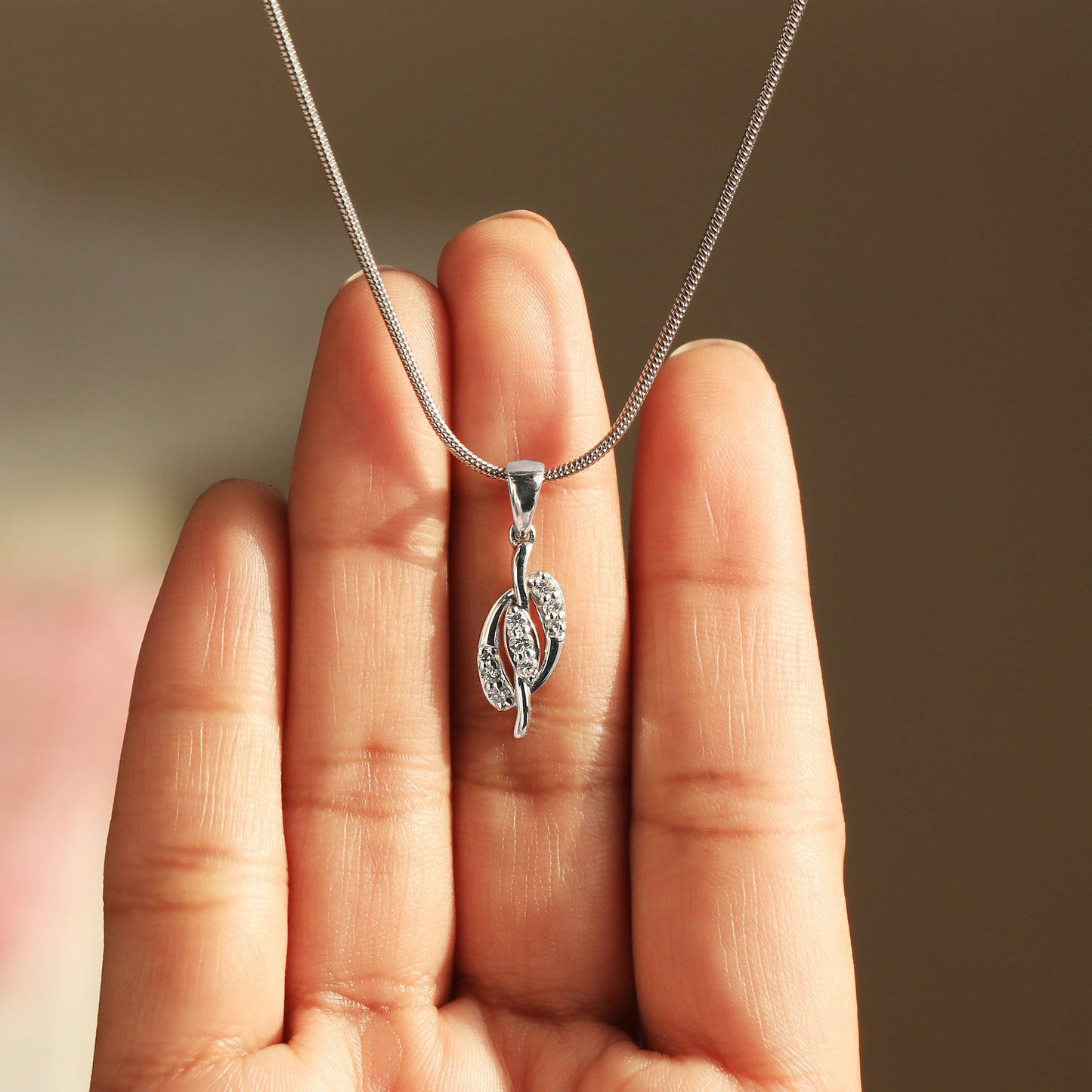 0.24 Ct IGI Certified Natural Diamond Pendant in 18K Gold Jewellery For Women