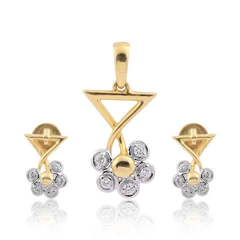 0.18 Ct IGI Certified Natural Diamond Pendant And Earrings Set 18KT Yellow Gold