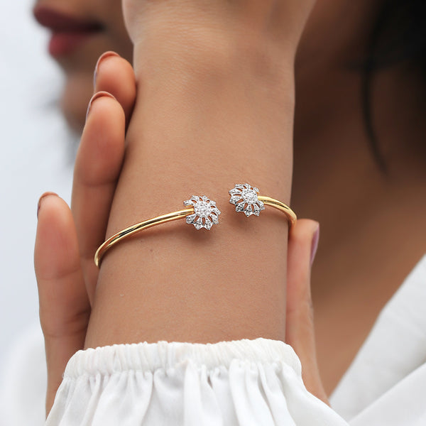 0.57ct Natural Diamond Pavé Bangle