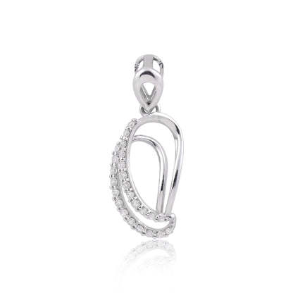 Graceful Teardrop Design Diamond Pendant