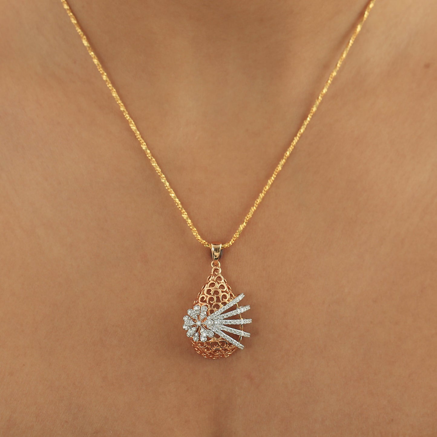 0.88ct Natural Diamond Pendant Necklace