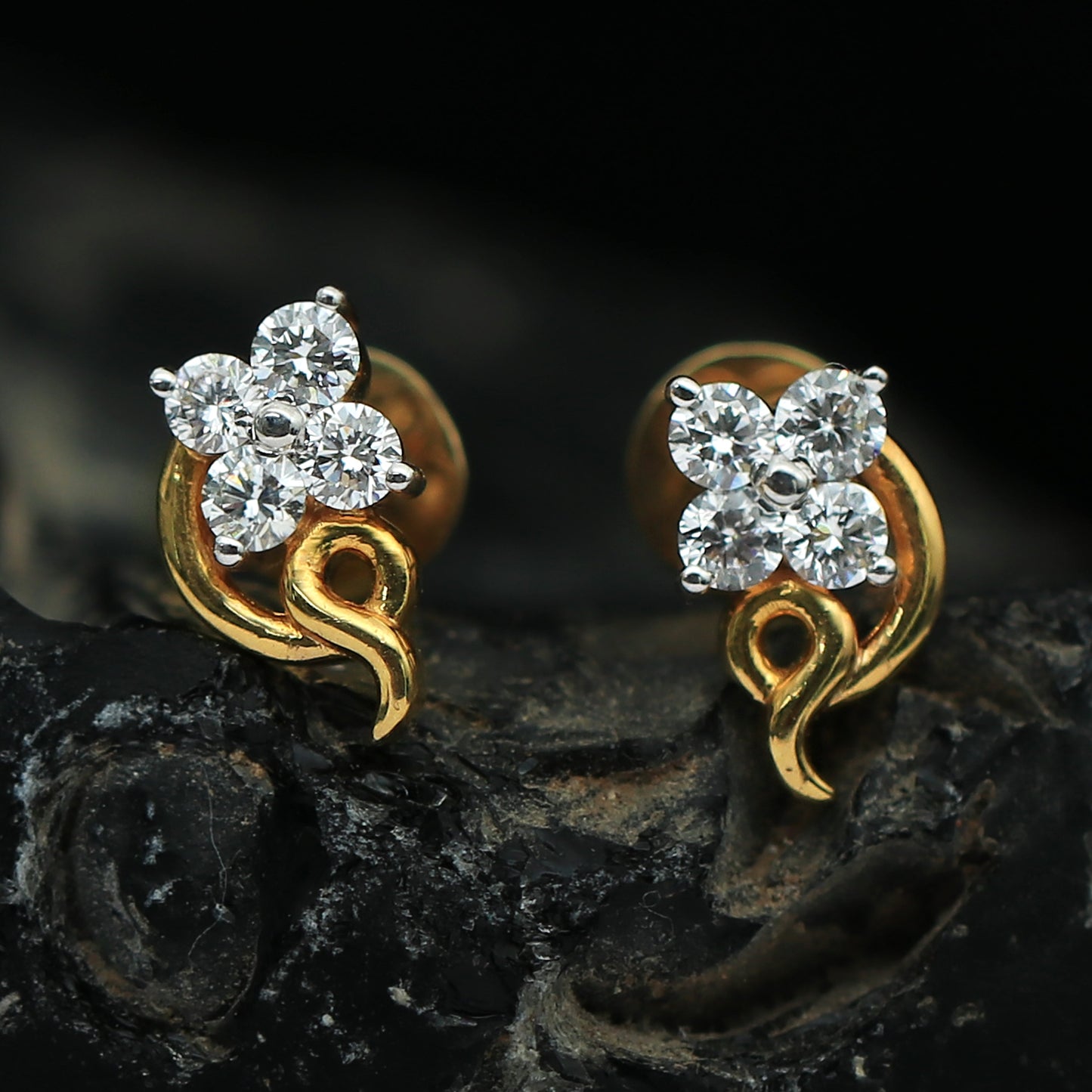 0.44 Ct. Natural Diamond Stud Earrings in 18K Yellow Gold IGI Certified