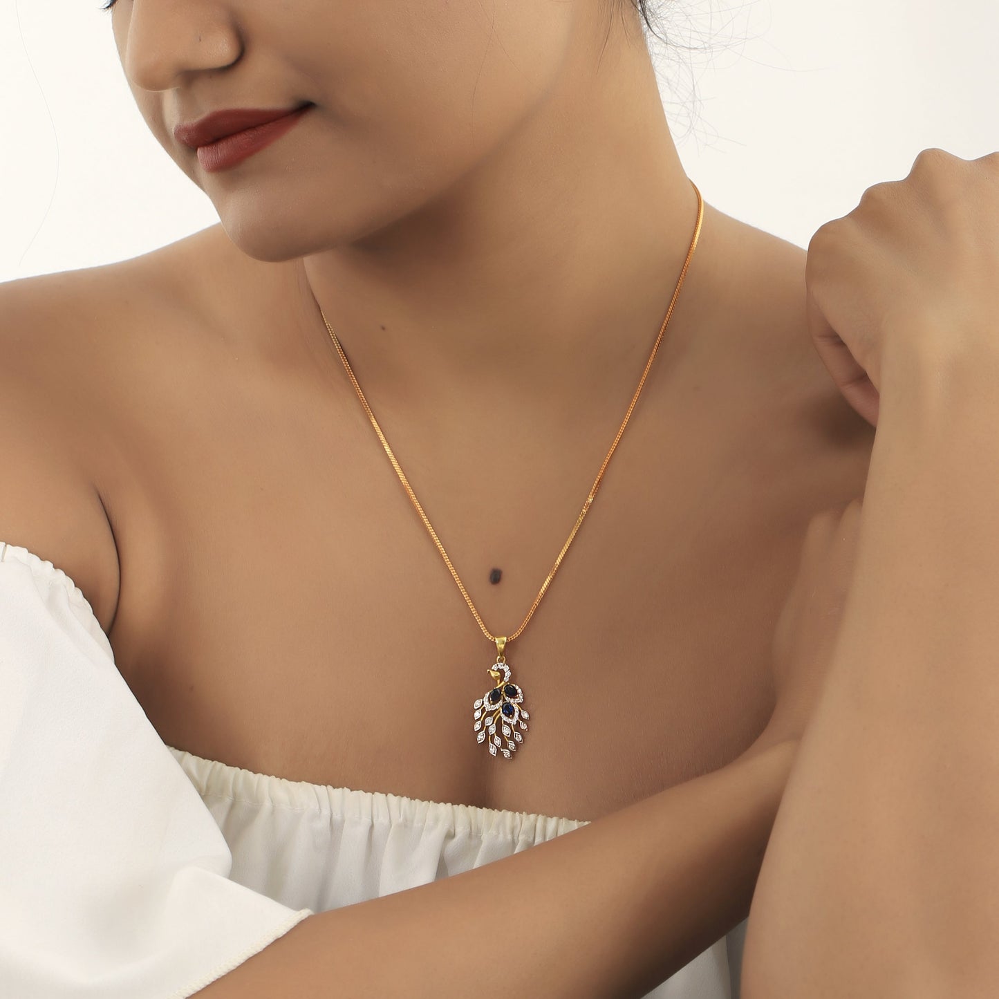 Engagement Gift Pendant 18K Gold 0.38 Ct IGI Certified Natural Diamond