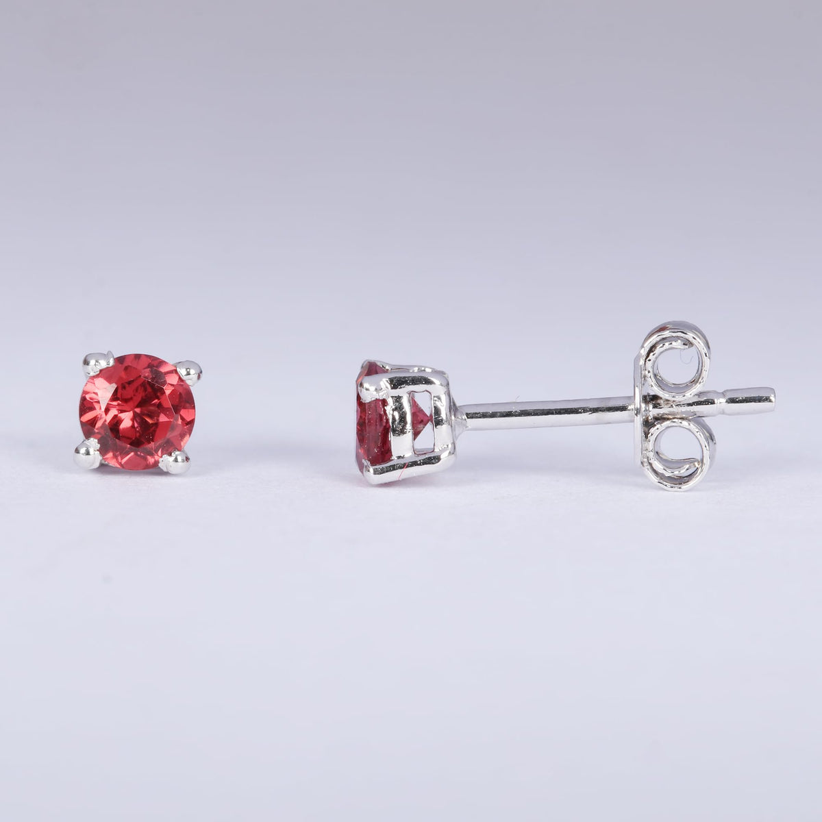 GEMHUB 925 Sterling Silver Gemstone Stud Earrings - Red Garnet 2.15 Ct