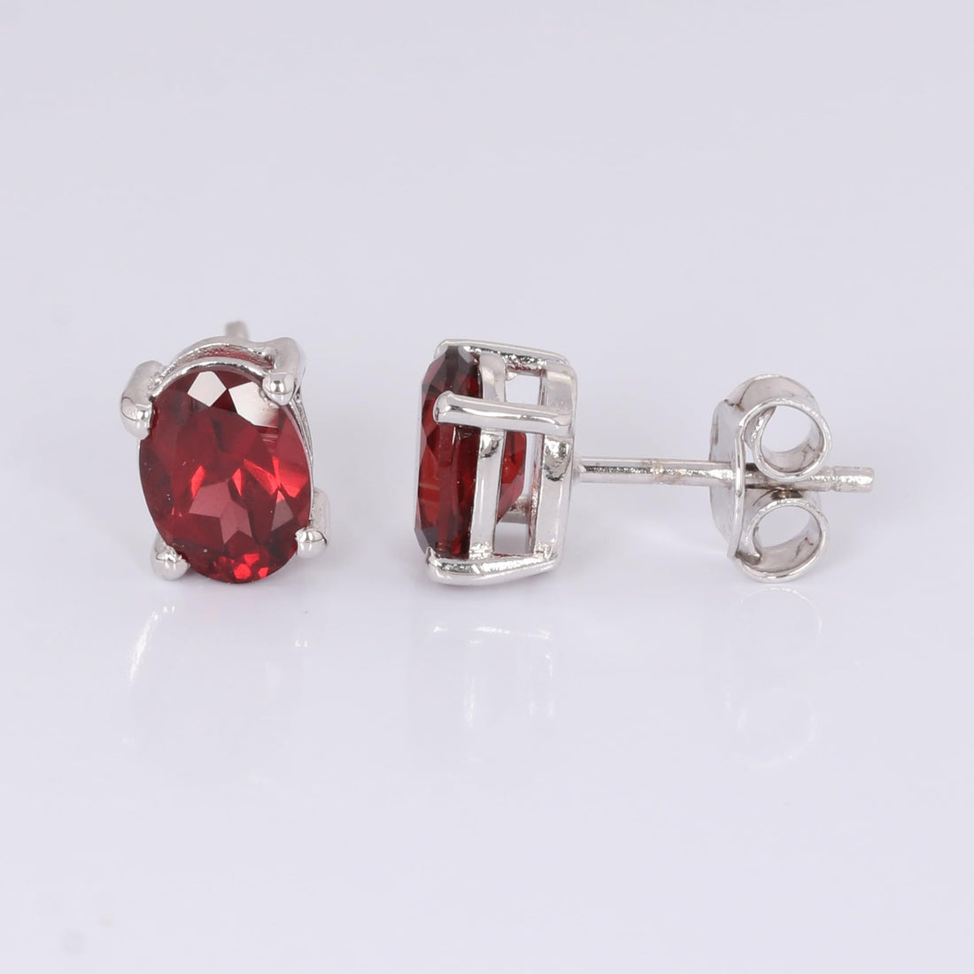 GEMHUB 925 Sterling Silver Gemstone Stud Earrings - Red Garnet 5.90 Ct