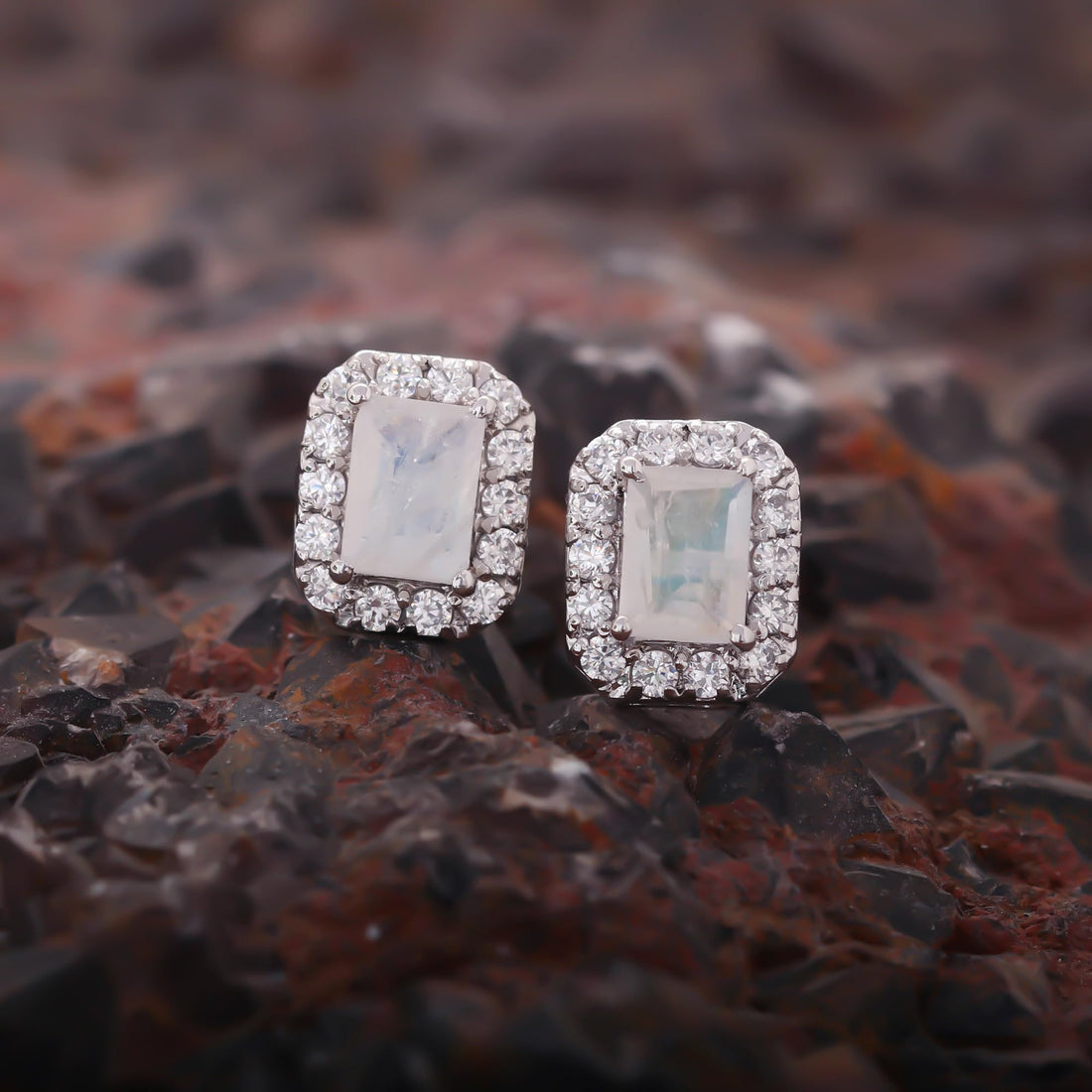 GEMHUB 925 Sterling Silver Gemstone Stud Earrings - White Zircon 7.95 Ct