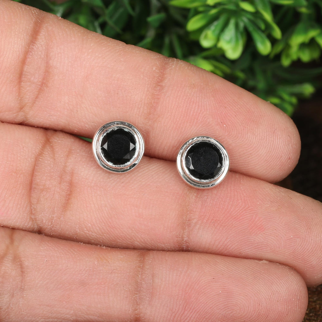 GEMHUB 925 Sterling Silver Gemstone Stud Earrings - Black Agate 6.10 Ct