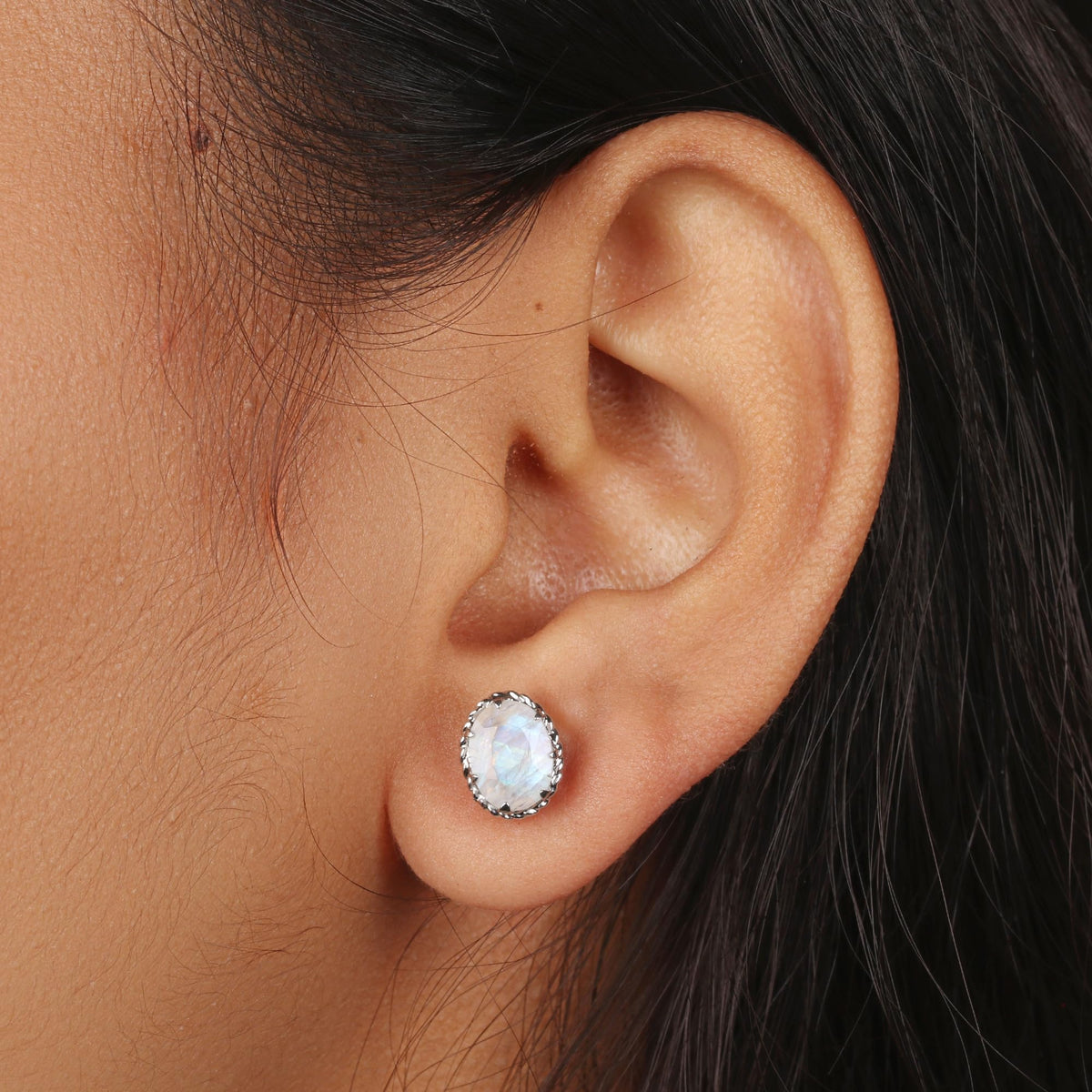 GEMHUB 925 Sterling Silver Gemstone Stud Earrings - White Moonstone 4.25 Ct