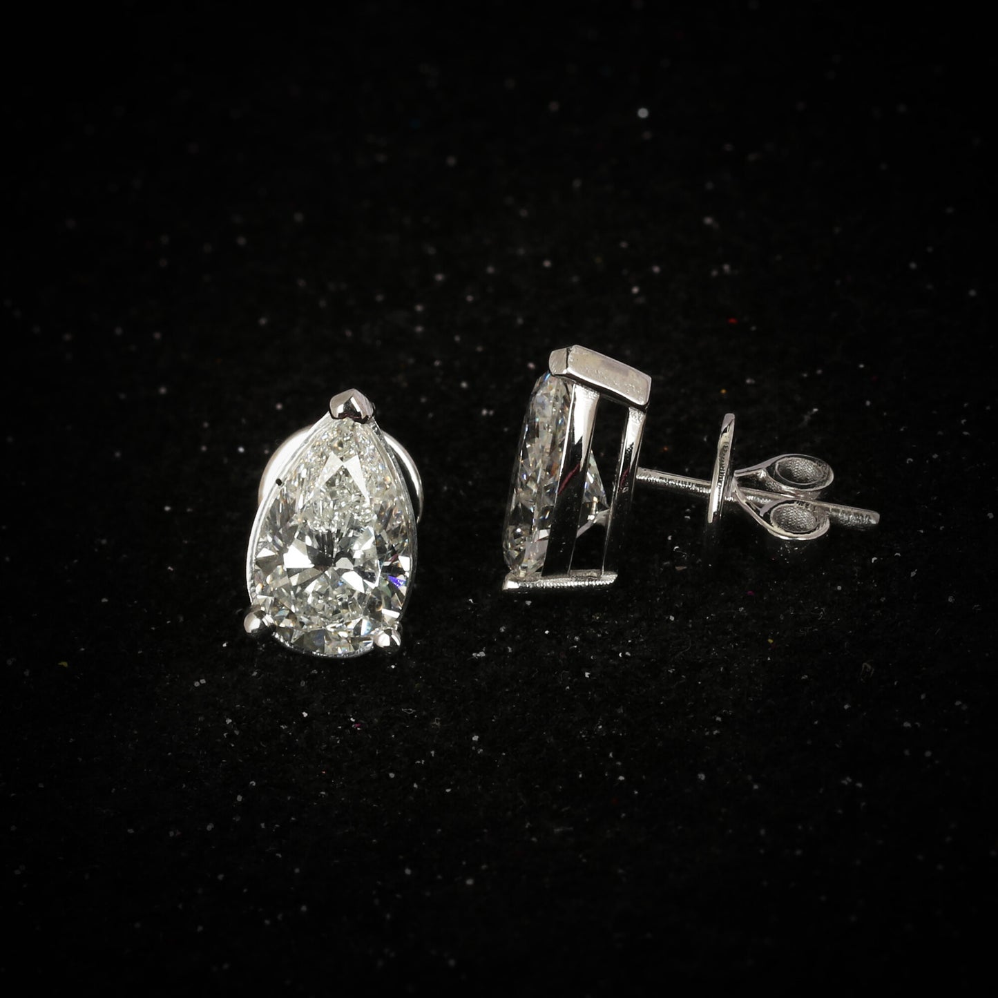 18K Lab Grown Diamond Round Stud Earrings – 5 Carat, BIS Hallmarked
