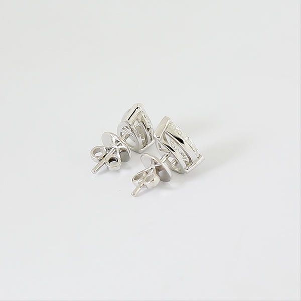 18K Lab Grown Diamond Round Stud Earrings – 5 Carat, BIS Hallmarked