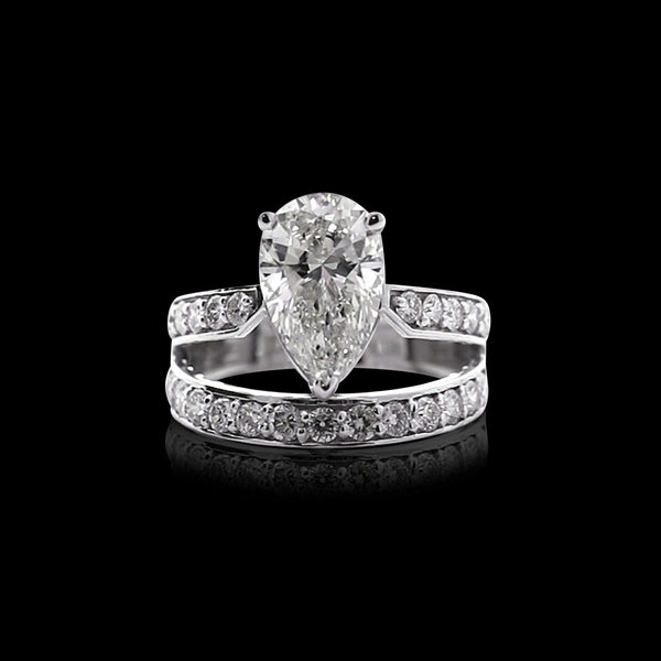 14K Lab Grown Diamond Pear Halo Ring | IGI Certified